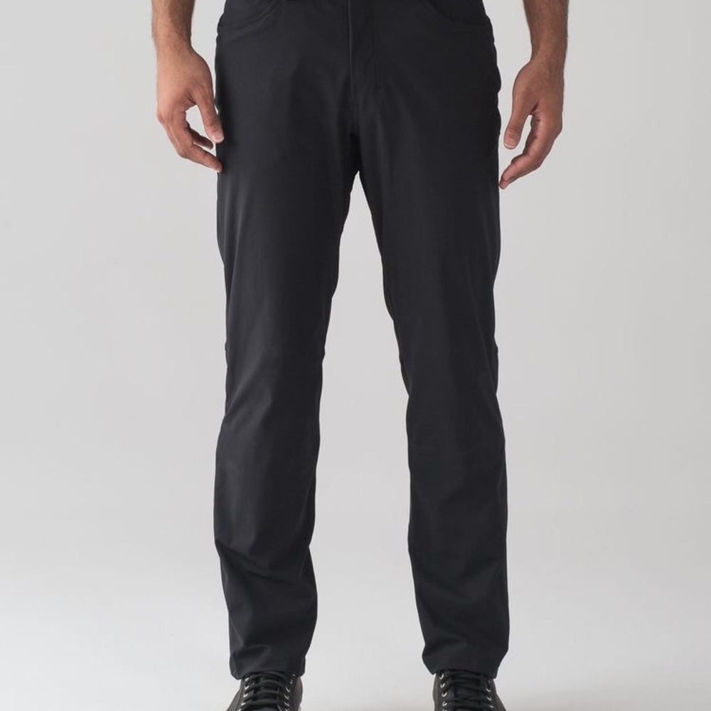 Men’s lululemon ABC pant
